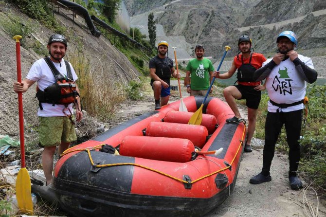 Çoruh Nehri’nde Rafting Botları Tekrar Suyla Buluştu