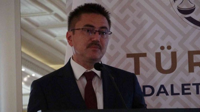 Van’da “İ̇cra Hukukundan Kaynaklanan Davalar” Konulu Meslek İçi Eğitim Semineri