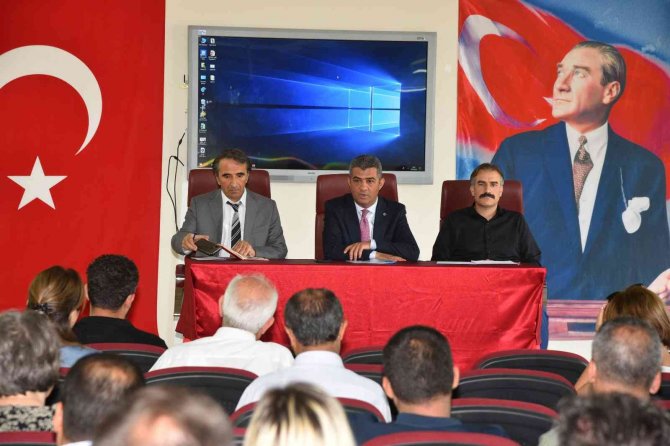 Rehberlik Ve Psikolojik Danışma Hizmetleri Masaya Yatırıldı