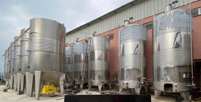 Kapatılan Şarap Fabrikasından Gizli Satış