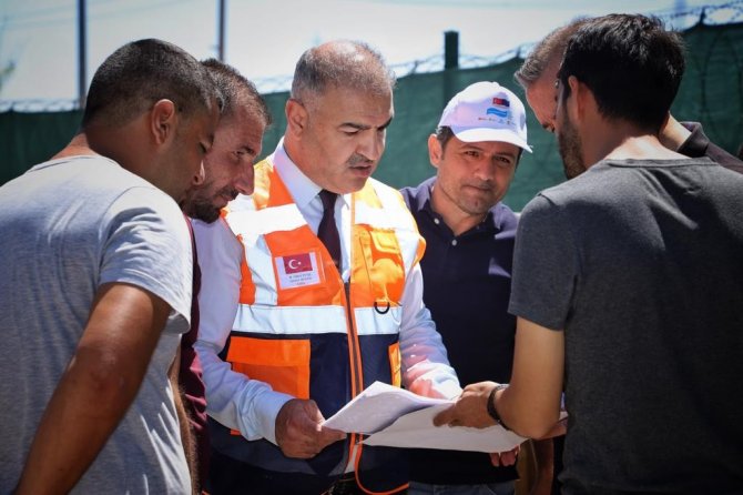 Aziziye Deresi’nde Altyapı Çalışmaları Devam Ediyor