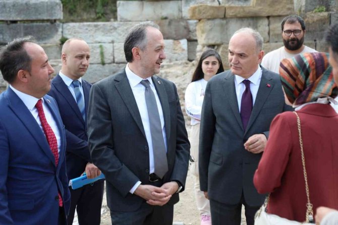 Antik Tiyatroya Hayran Kalacaklar