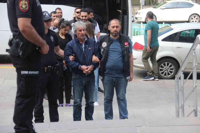 Erzurum’da ‘Torba Patlatma Operasyonu’: 9 Gözaltı