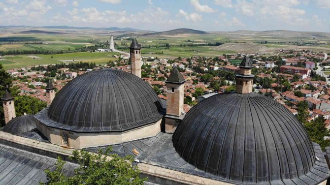 Seyyid Battal Gazi Külliyesi Yenilenen Yüzüyle Ziyaretçilerini Bekliyor