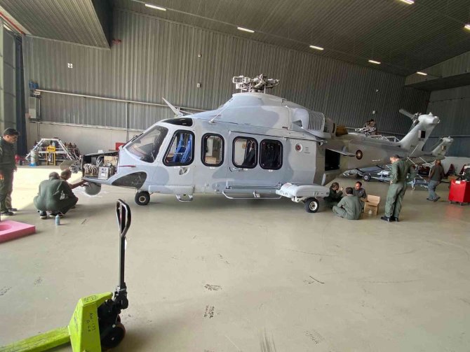 Marmaris’teki Yangın İçin Katar 3 Helikopter, Azerbaycan Da 1 Yangın Söndürme Uçağı Gönderdi