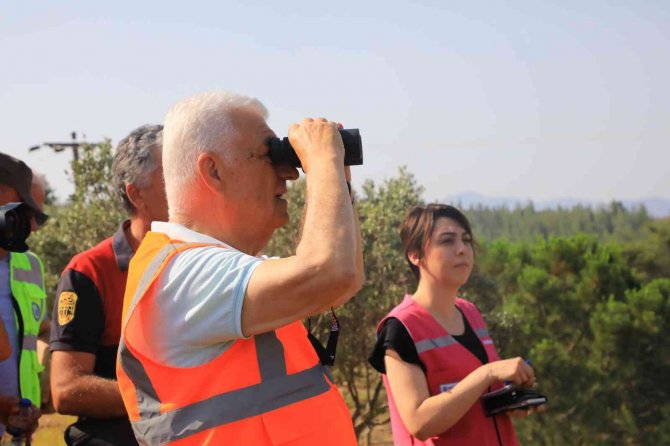 Başkan Gürün, Yangın Bölgesinde İncelemelerini Sürdürüyor