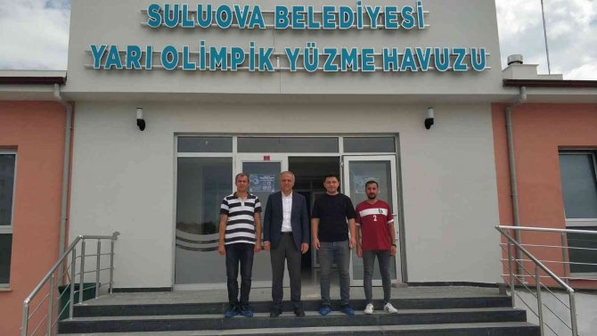 Suluova’da Yüzme Havuzu Yeniden Hizmette