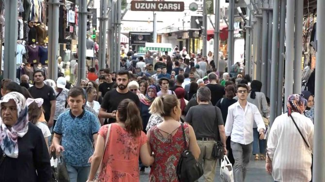 Bursalı Esnafın Gözü Kulağı Gelecek Arap Turistte