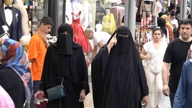 Bursalı Esnafın Gözü Kulağı Gelecek Arap Turistte