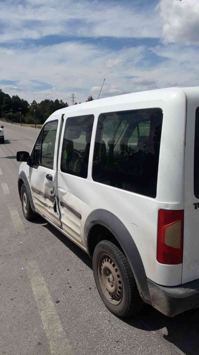 Tavşanlı’da Trafik Kazası: 4 Yaralı