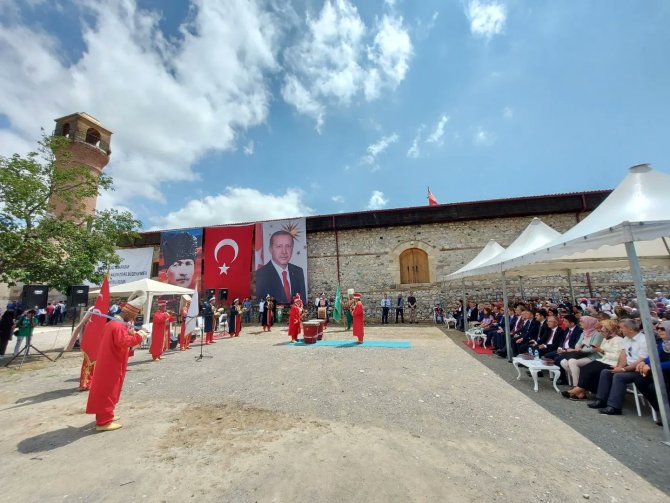 Ak Parti Ve Mhp’den Chp’li Belediyeye Suç Duyurusu