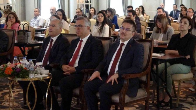 Van’da “İ̇cra Hukukundan Kaynaklanan Davalar” Konulu Meslek İçi Eğitim Semineri