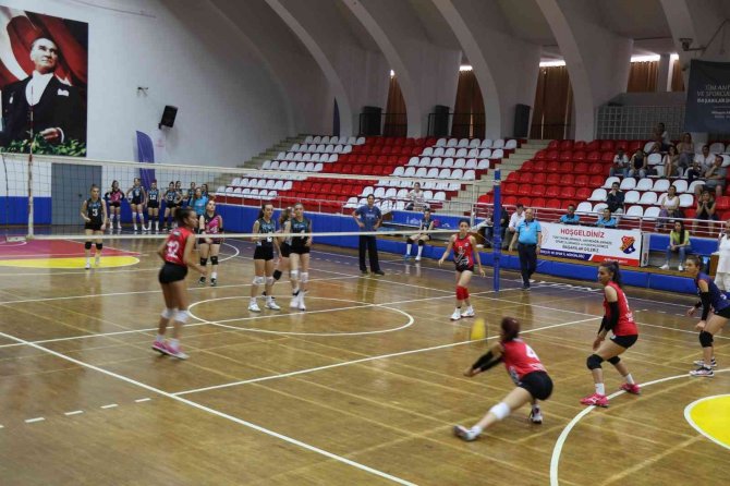 Voleybol Bölgesel Lig Finalleri, Aydın’ın Ev Sahipliğinde Tamamlandı