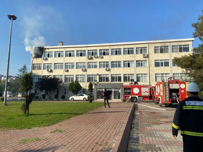 Kaymakamlıkta Korkutan Yangın