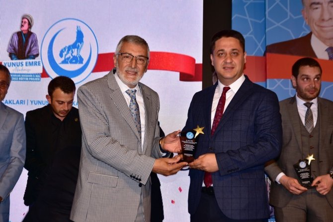 Başkan Bozkurt Ülkü Ocakları Eskişehir İ̇l Başkanlığının Ödül Törenine Katıldı