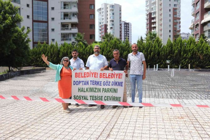 Yeşil Alana Yapılacak Kafe, Engellileri Ve Vatandaşları Karşı Karşıya Getirdi
