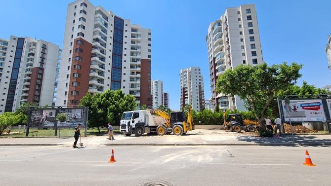 Yeşil Alana Yapılacak Kafe, Engellileri Ve Vatandaşları Karşı Karşıya Getirdi