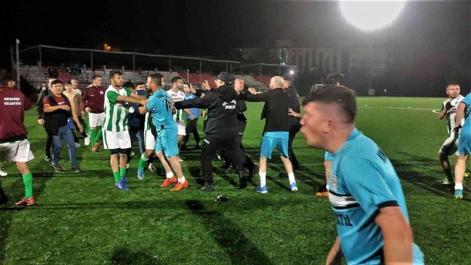 Dostlukla Başlayıp Kavgayla Biten Maçta Yeni Görüntüler Ortaya Çıktı