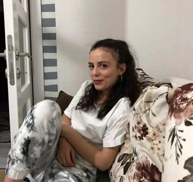 Elazığ’da Otomobilin Çarptığı Genç Kız Hayatını Kaybetti