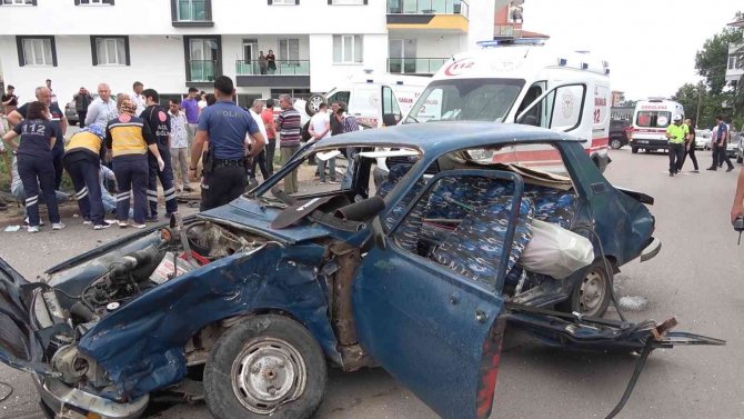 Bir Anlık Dikkatsizlik Kazaya Sebep Oldu