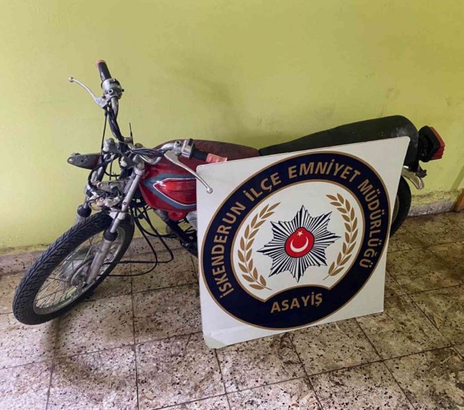 İ̇skenderun’da Motosiklet Hırsızlığı Şüphelisi 2 Kişi Yakalandı