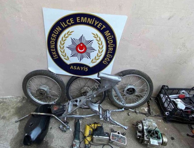 İ̇skenderun’da Motosiklet Hırsızlığı Şüphelisi 2 Kişi Yakalandı