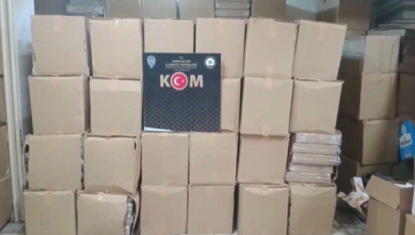 Kamyon Kasasından 3 Milyon 87 Bin Kaçak Sigara Ele Geçirildi
