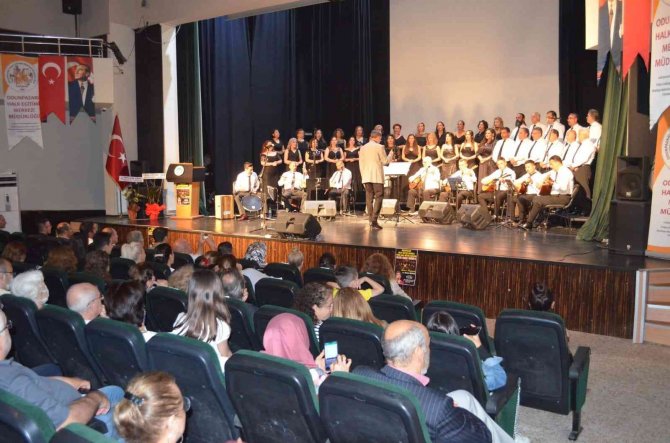 Odunpazarı Halk Eğitim Merkezi Türk Halk Müziği Korosu Sezon Sonu Konser Programı
