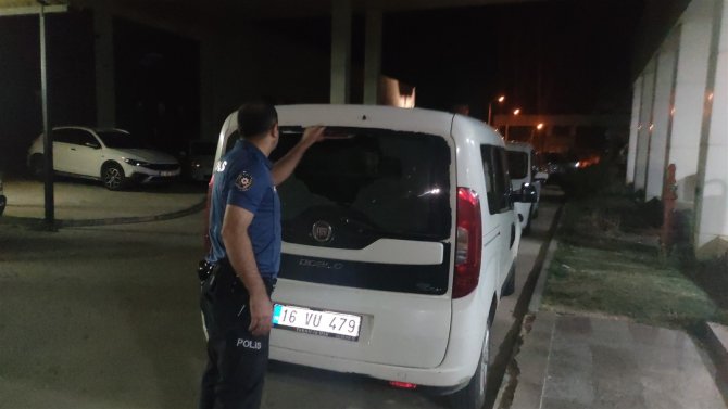 Eğlence Merkezine Tüfekle Ateş Açıldı : 1’i Polis 6 Yaralı