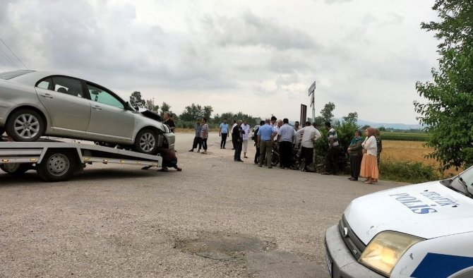 Osmaniye’de 3 Aracın Karıştığı Kazada 2 Kişi Yaralandı