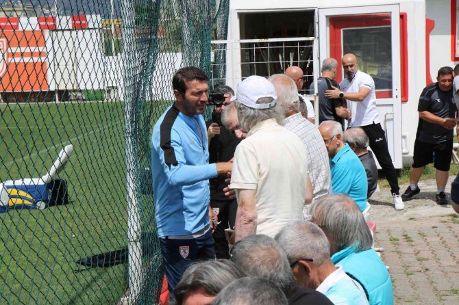 Samsunspor Efsanelerinden Samsunspor Futbolcularına Destek