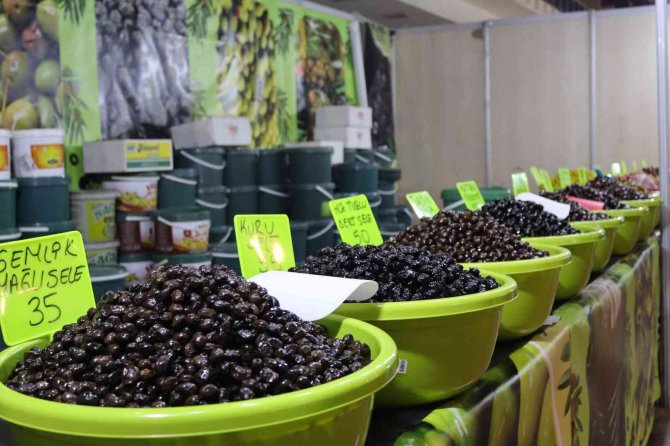 Yöresel Ürünler Fuarı Kapılarını Ziyaretçilerine Açtı