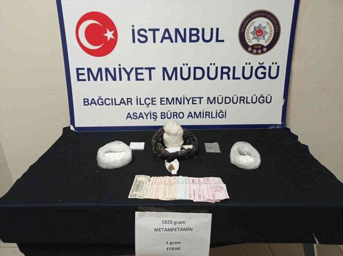 Bağcılar’daki Operasyonda Buzdolabından Uyuşturucu Çıktı
