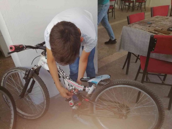 Tatilde Çocuklar Hobilerine Yoğunlaştı