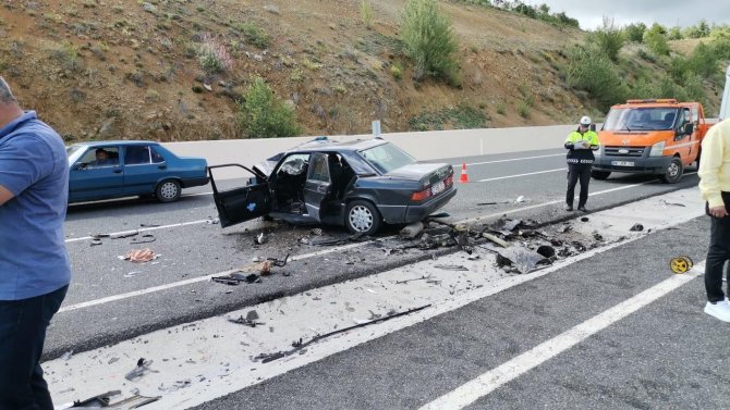 Çankırı’da İki Otomobil Çarpıştı: 1 Ölü, 6 Yaralı