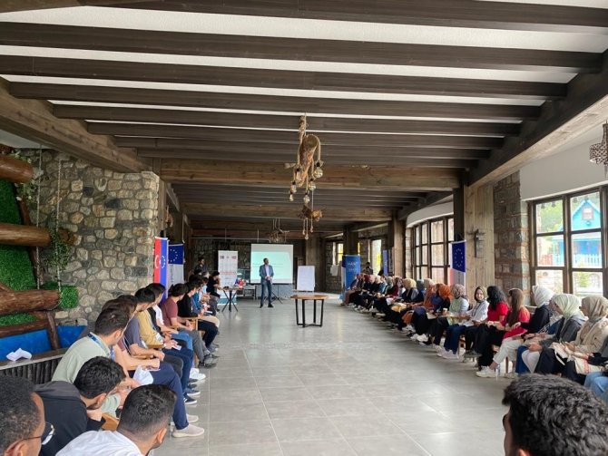 Gençler Pandemi Sonrası Sağlık Çalıştay’ında Buluştu