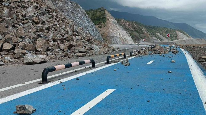 Hatay’da Heyelan