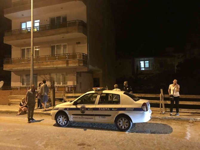 Yıkılma Tehlikesi Olan Bina Tahliye Edildi