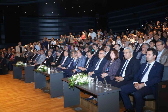 Milli Eğitim Bakanı Özer: “Meslek Liselerimize Ekmek Fabrikası Kuracağız"