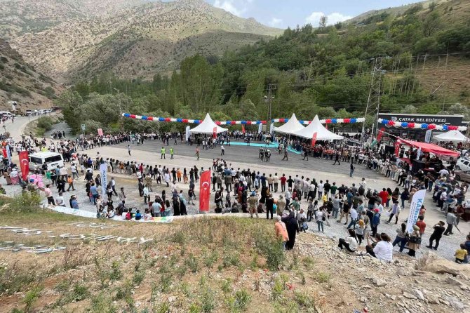 Çatak’ta “Kanispi, Ceviz, Bal, Alabalık Ve Rafting Festivali” Coşkusu