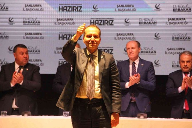 Yeniden Refah Partisi Genel Başkanı Fatih Erbakan Partisinin Şanlıurfa Kongresine Katıldı