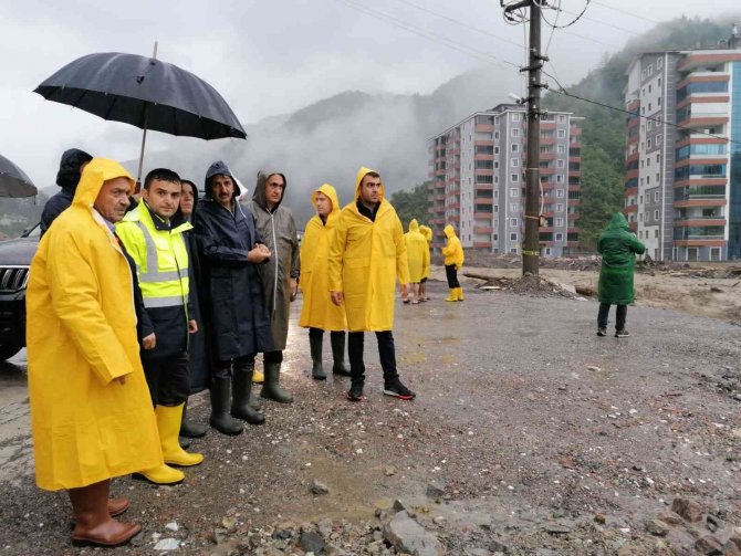 Afad, Batı Karadeniz’de Meydana Gelen Aşırı Yağışlardaki Son Durumu Açıkladı