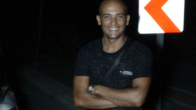 Hurdaya Dönen Otomobilden Sağ Çıktılar, Alkolün Etkisiyle Neşe İçinde Kameraya El Salladılar