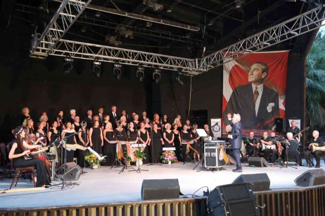 Bodrum Kalesi’nde Türk Sanat Müziği Rüzgarı