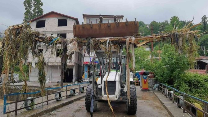 Turuncu Alarm Verilen Zonguldak’ta Yağış Sürüyor