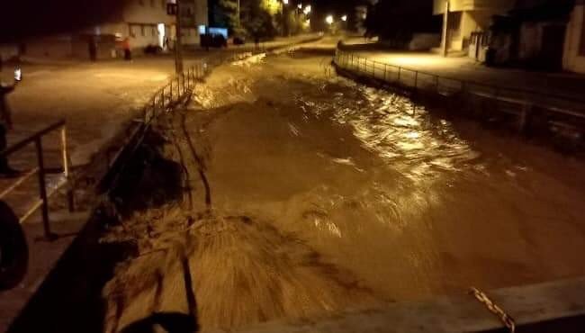 Zonguldak’ın Gökçebey İlçesinde Taşan Dereler Sebebiyle Sel Nöbeti Tutuluyor