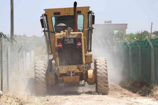 Karaköprü Kırsalında Stabilize Yol Çalışması