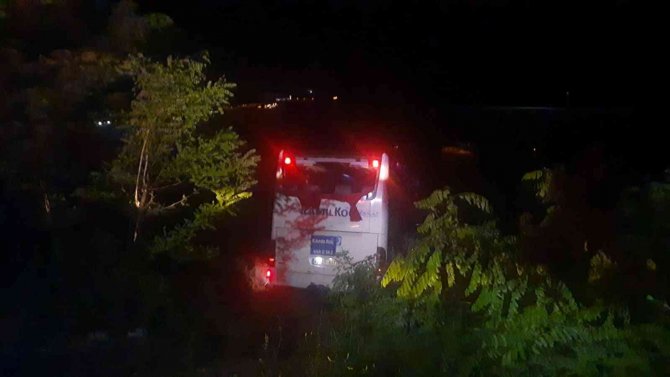 Kastamonu’da Yolcu Otobüsü Devrildi: Ölü Ve Yaralılar Var