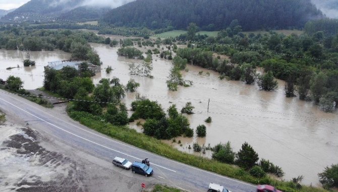 Kastamonu’da Sel Altındaki Bölgeler Havadan Görüntülendi