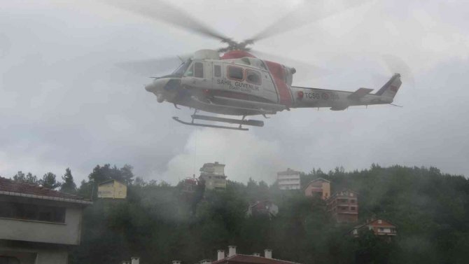 Selde Mahsur Kalan Bedensel Engelli Vatandaş Helikopterle Kurtarıldı